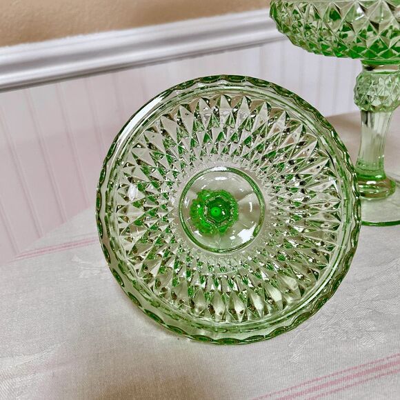 Vintage Indiana Glass Green Diamond Point Pedestal Footed Dish w/ Lid - Picture 3 of 6